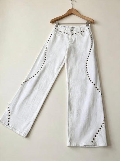 Pantalón Vaquero Tachas ondas
