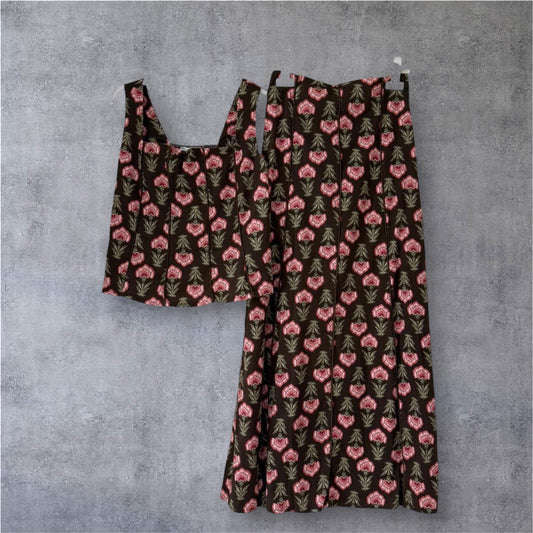 Conjunto Flor Lis top y falda