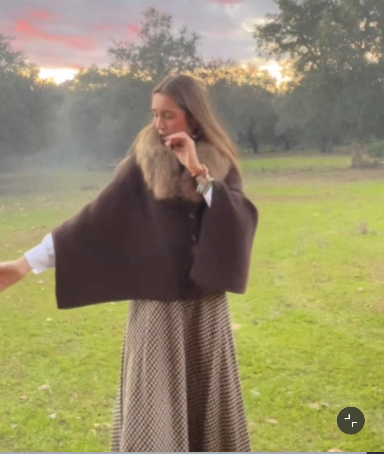 Poncho punto botones