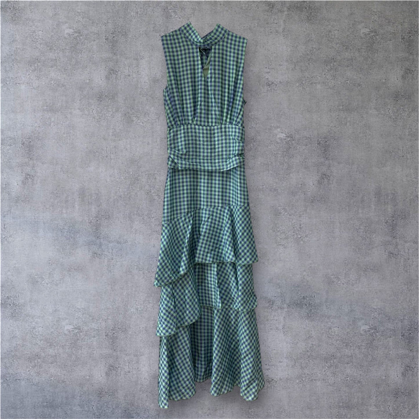 Vestido Vichy Tres volantes