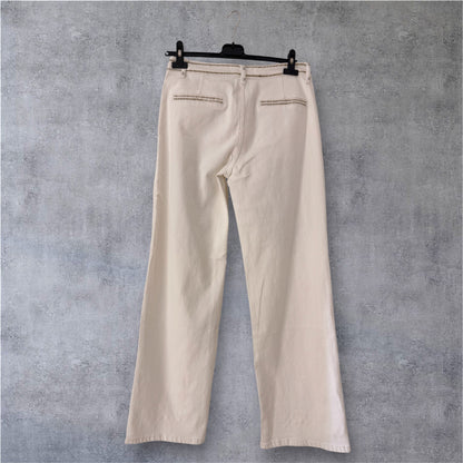 Pantalón vaquero frente bordado