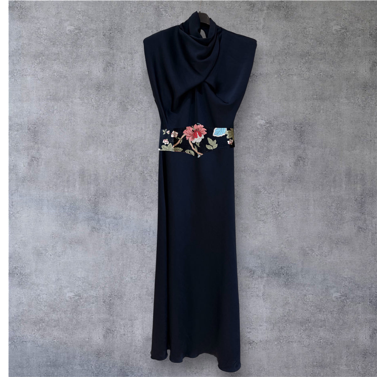 Vestido Satinado nudo
