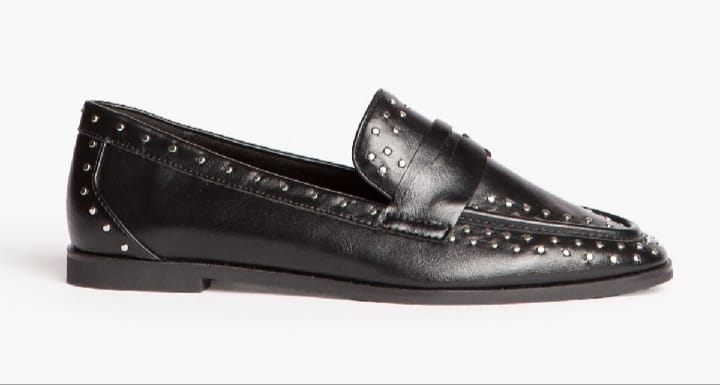 Mocasín Tachas